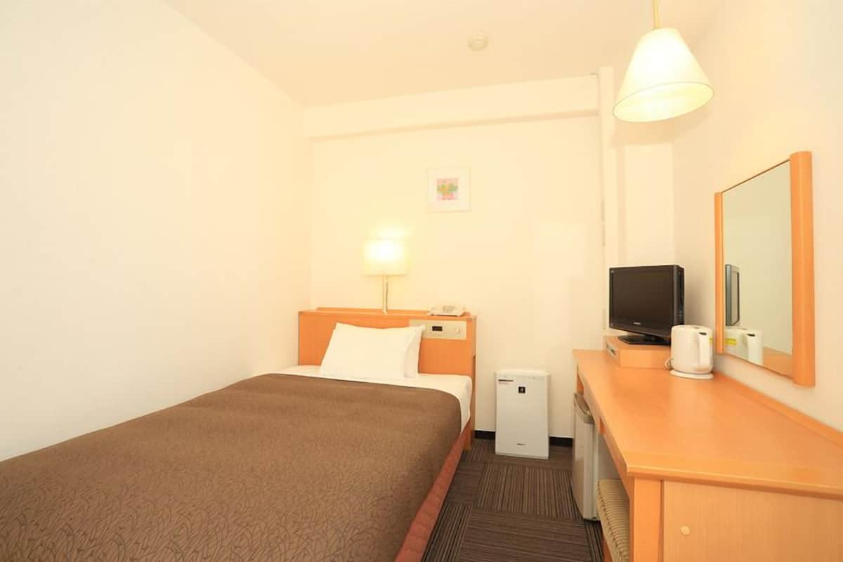 Couette en duvet, bureau, accès au Wi-Fi (inclus), literie fournie