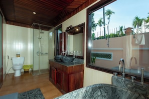 Villa, 1 King Bed, Garden Area | Bathroom | Combined shower/tub, free toiletries, towels - Hoi An Garden Villas (Da Nang)
