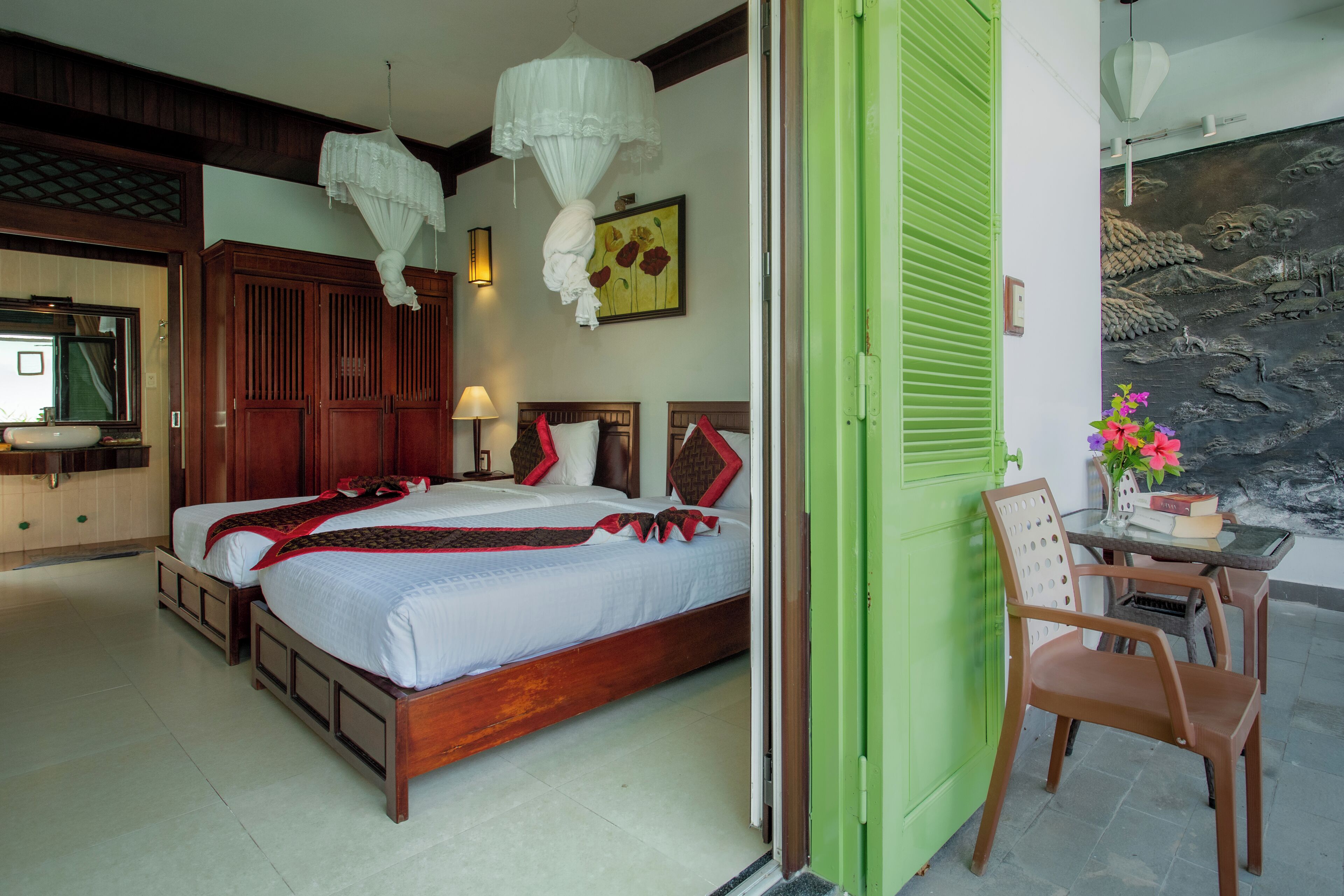 superior twin room, 2 single beds, poolside | 1 bedroom, minibar, desk, free wifi