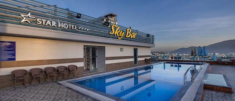 Rooftop pool