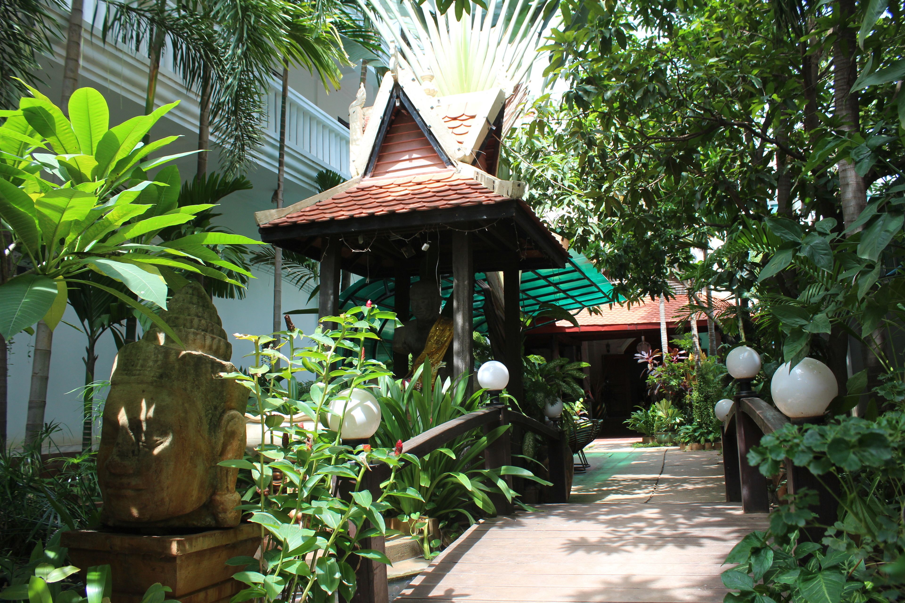 Photo - Central Night Hotel