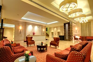 Lobby - The Pllazio Hotel (Gurugram)