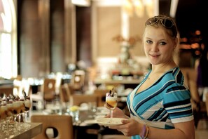 Restaurant - The Pllazio Hotel (Gurugram)