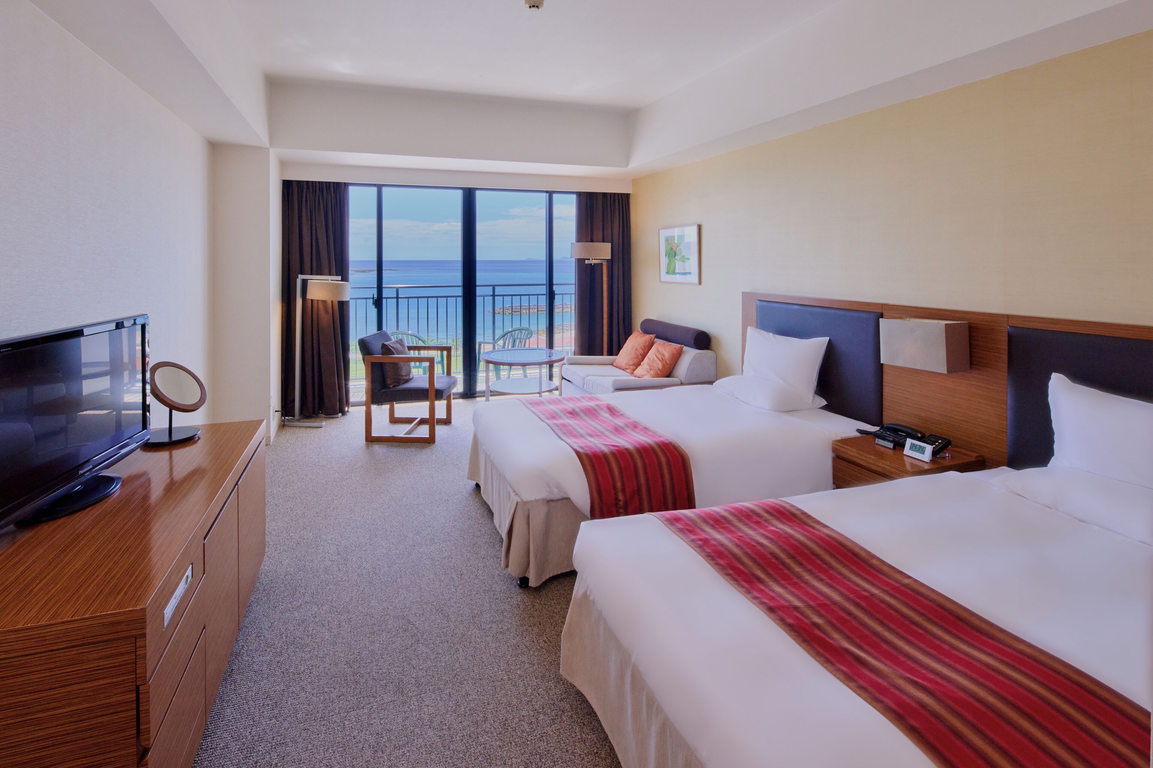 Down comforters, in-room safe, free WiFi, bed sheets