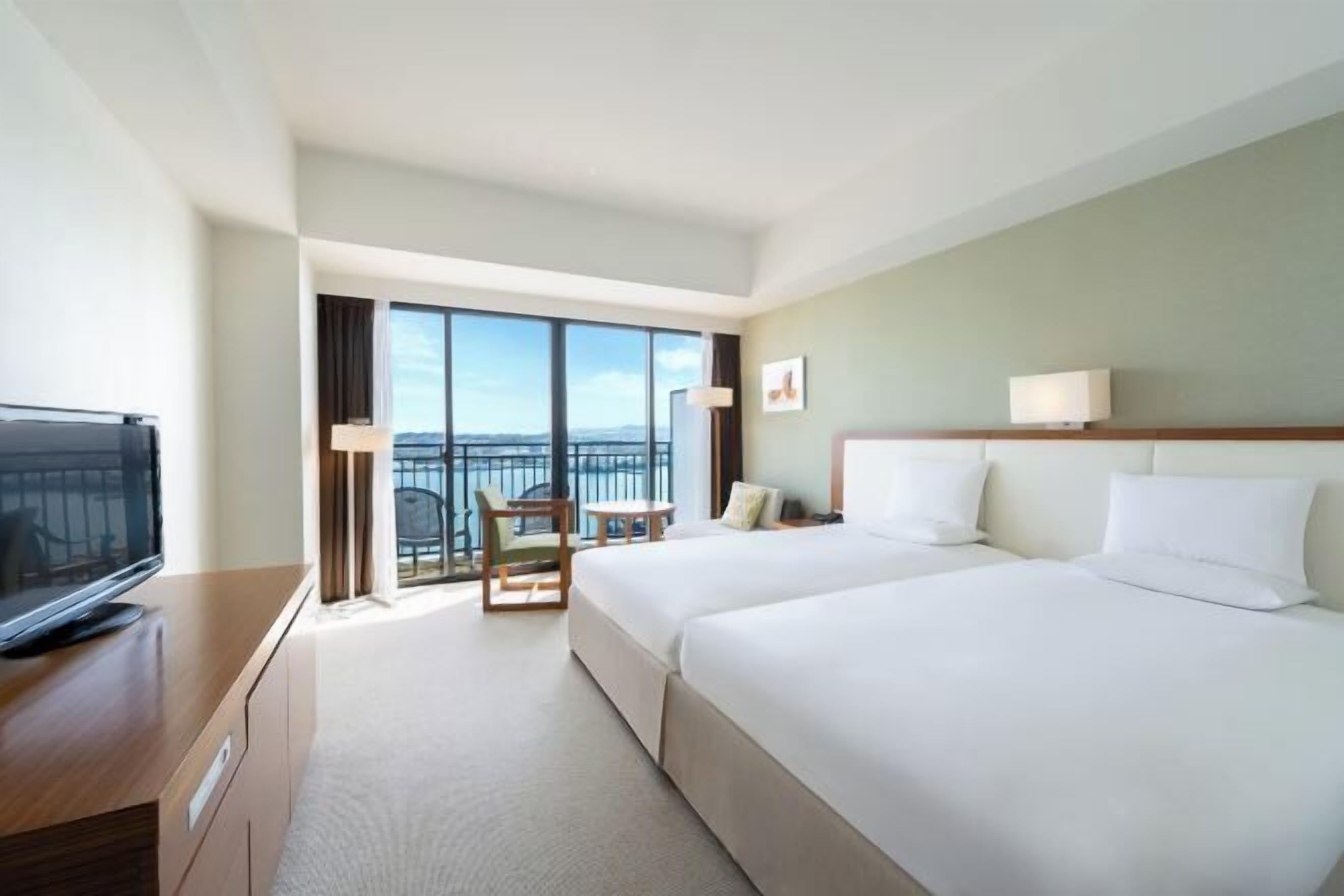 羽绒被、客房内保险箱、免费 WiFi、床单