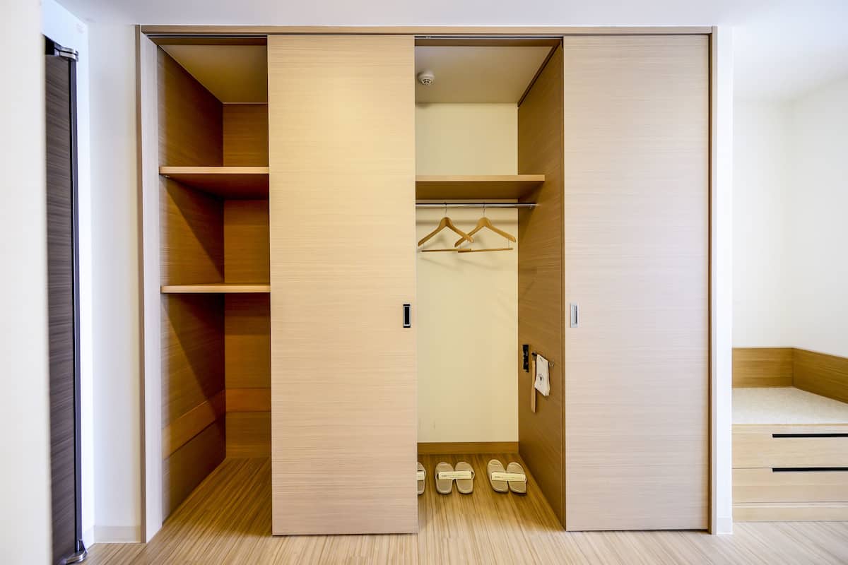 Down duvets, in-room safe, free WiFi, bed sheets