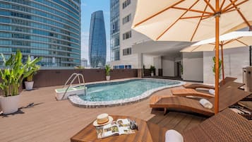 Sundeck