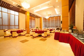 Bao gồm bữa sáng đặc sản địa phương hàng ngày