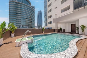 Outdoor pool - Danang Petro Hotel (Da Nang)