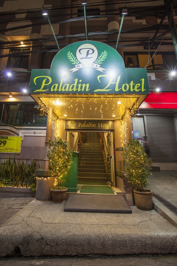 Front of property - Paladin Hotel (Baguio)
