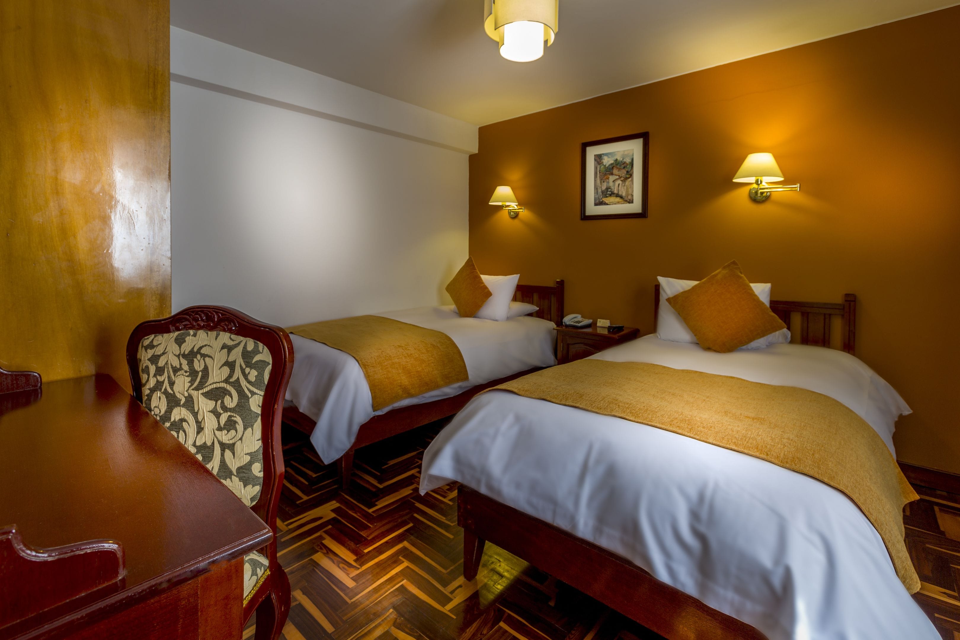 Photo - Katari Plaza Cusco El Virrey