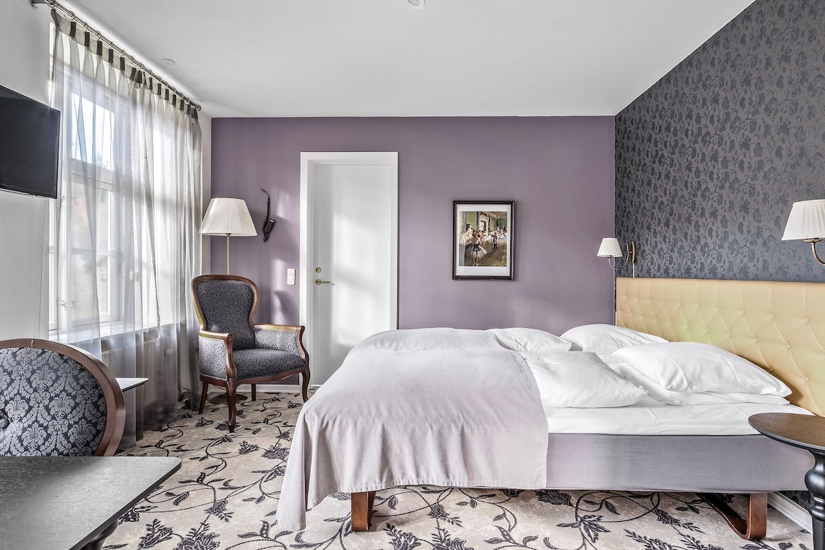 Habitación estándar doble | 1 dormitorio, colchones viscoelásticos, escritorio