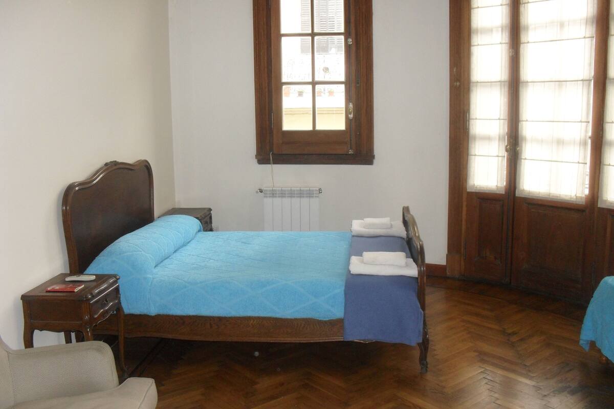 Double Room, Shared Bathroom | In-room safe, individually decorated, individually furnished