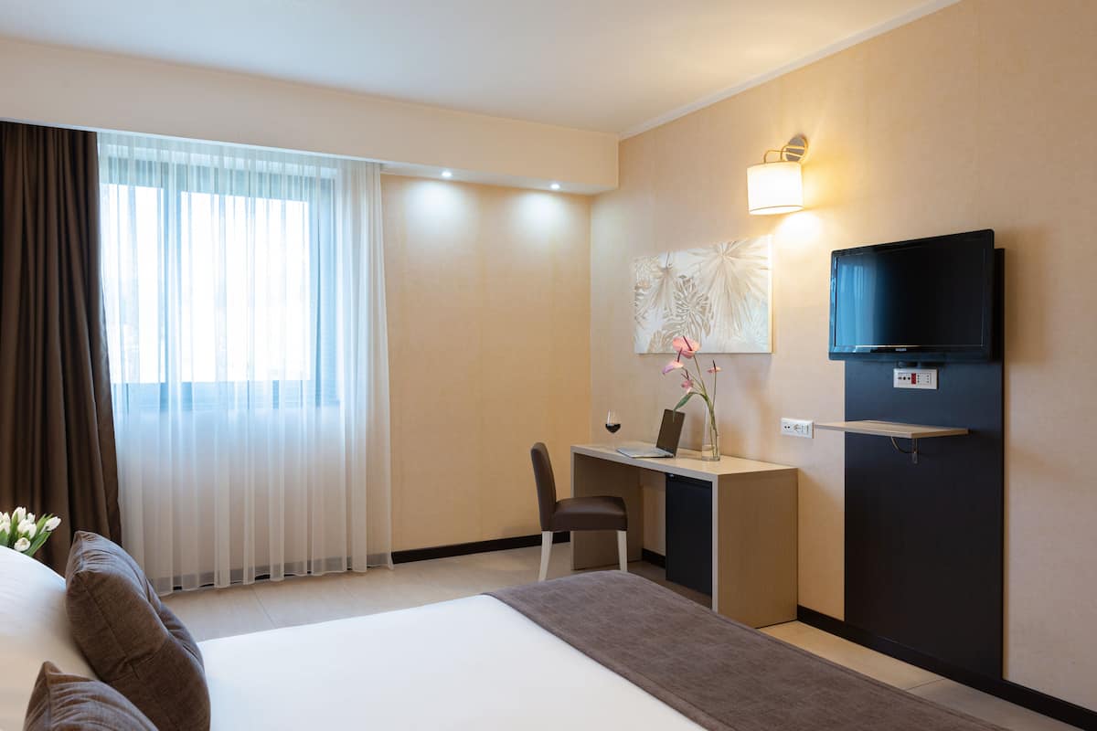 1 habitación, ropa de cama de alta calidad, edredón y minibar