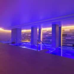 Sale per trattamenti di coppia, sauna, vasca idromassaggio