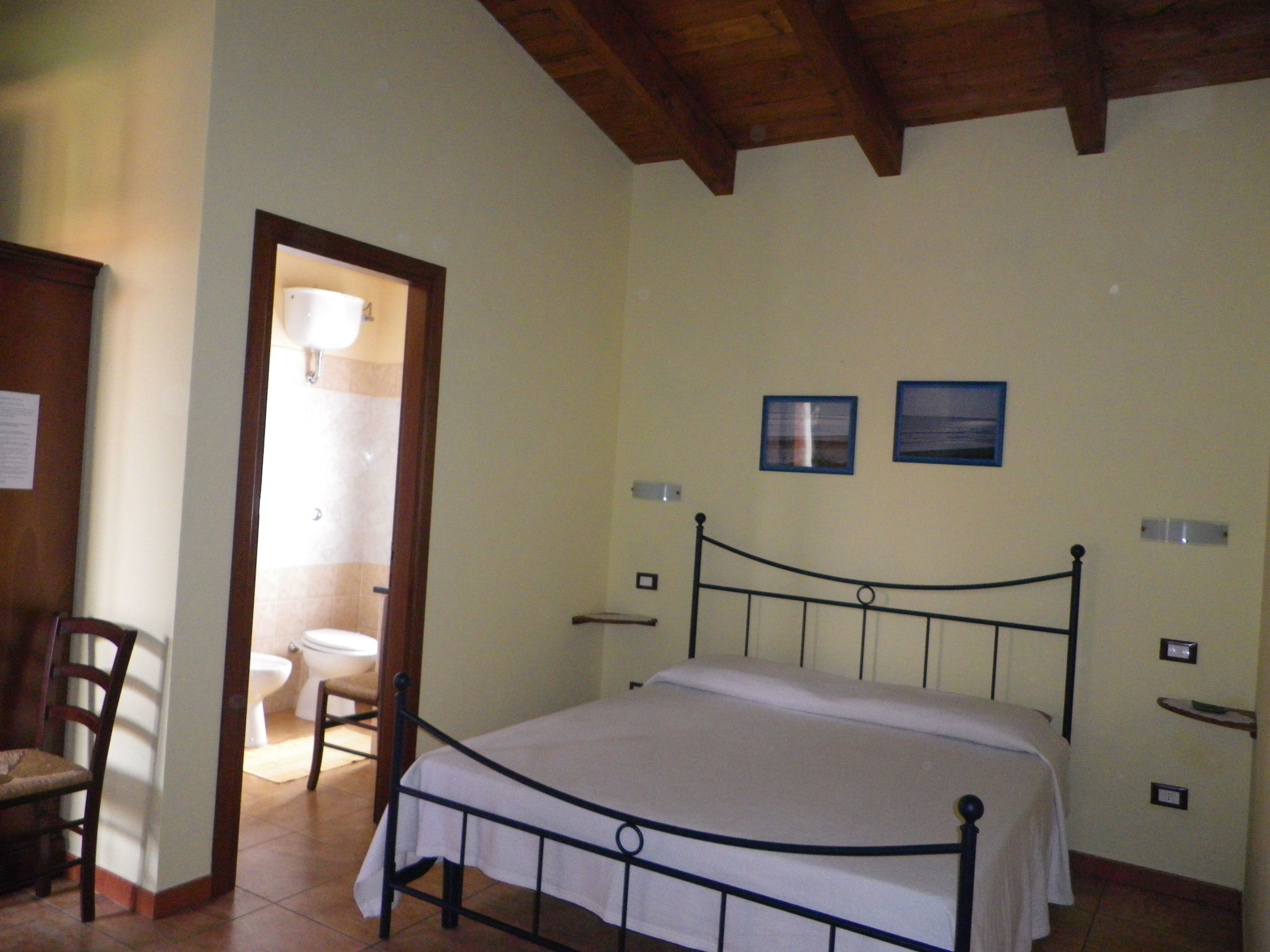 Standard Double Room, Garden View | Down comforters, desk, blackout drapes, cribs/infant beds