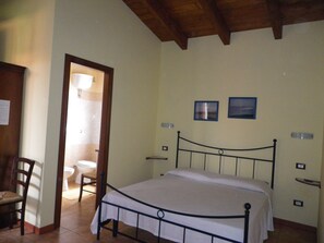 Standard Double Room, Garden View | Down comforters, desk, blackout drapes, cribs/infant beds