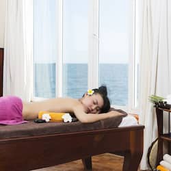 Sauna, hot tub, steam room, body treatments, mud baths