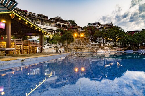 Rock Water Bay Beach Resort & Spa