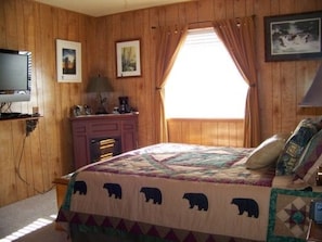 Suite, River View - Daybreak Haven Bed & Breakfast (Scottsburg)