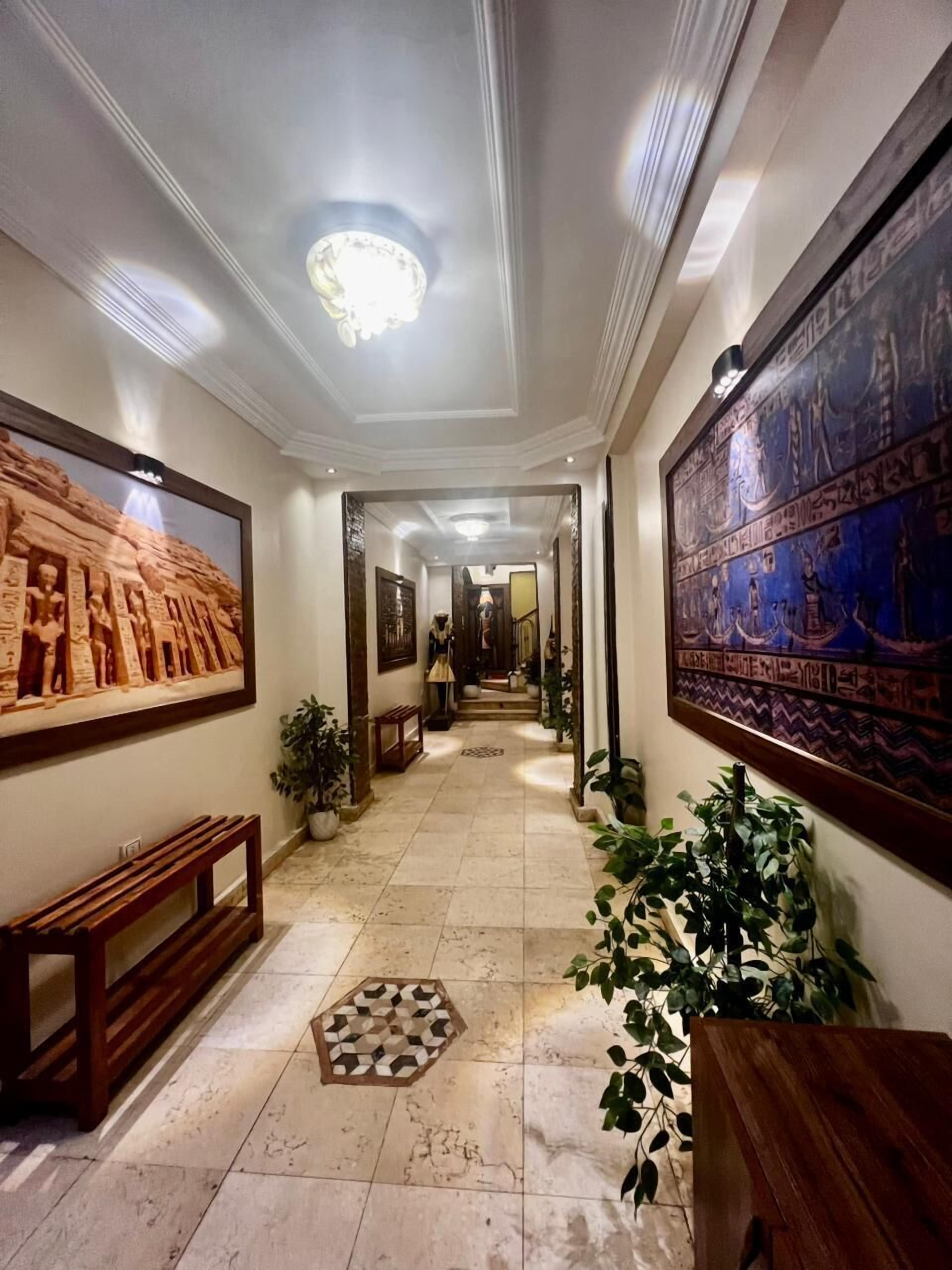 Photo - Pyramids view inn