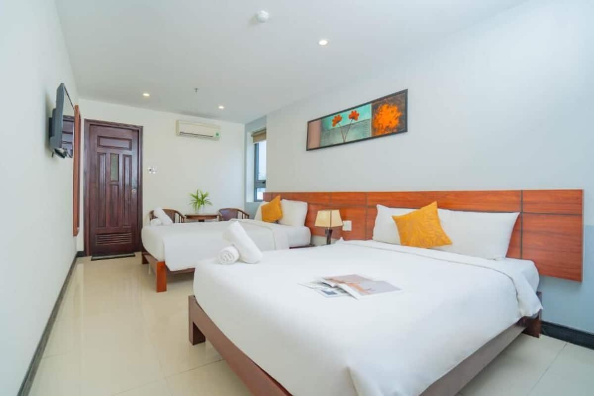 1 bedroom, blackout drapes, soundproofing, free WiFi