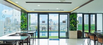 Quoc Cuong Center Da Nang Hotel by Haviland