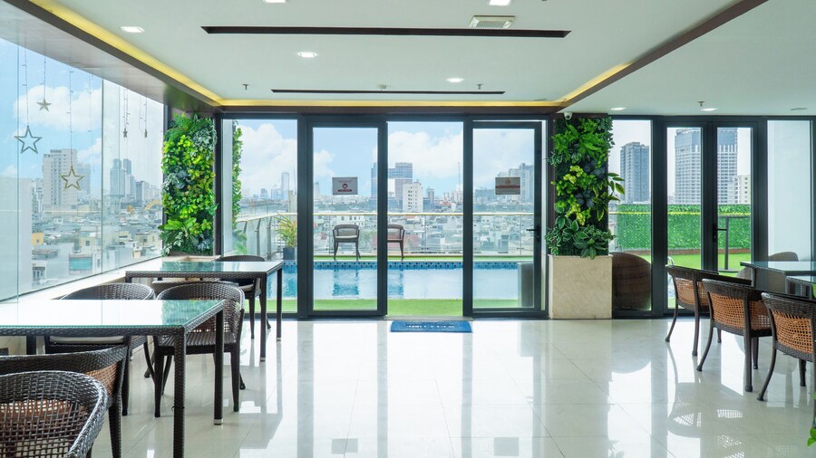 Quoc Cuong Center Da Nang Hotel by Haviland