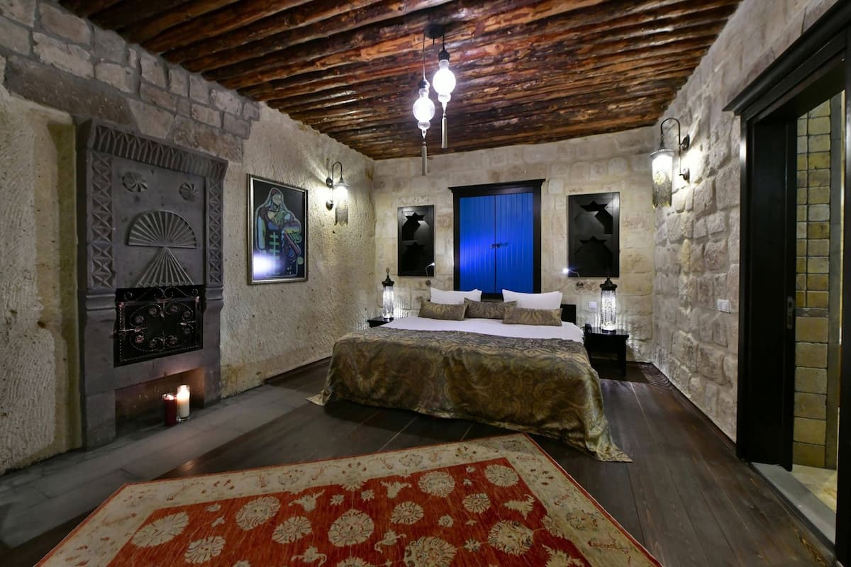 1 quarto, roupas de cama premium, cofres nos quartos