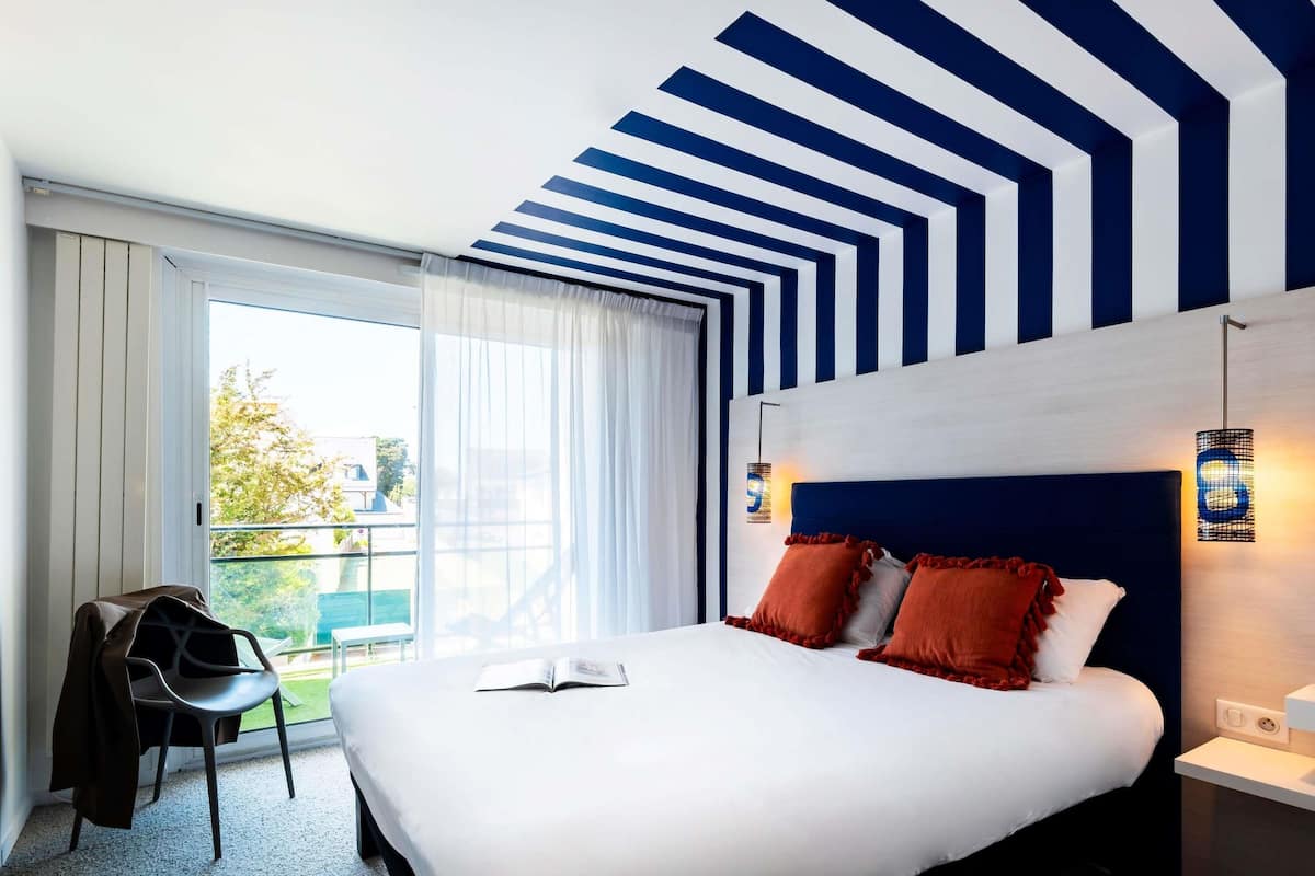 Standard-dobbeltværelse - 1 dobbeltseng | Premium-sengetøj, skrivebord, lydisolering, gratis Wi-Fi