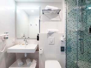 Standard Room, 2 Twin Beds | Premium bedding, desk, soundproofing, free WiFi - ibis Styles Quiberon Centre (Quiberon)