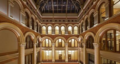 Hilton Garden Inn Milwaukee Downtown