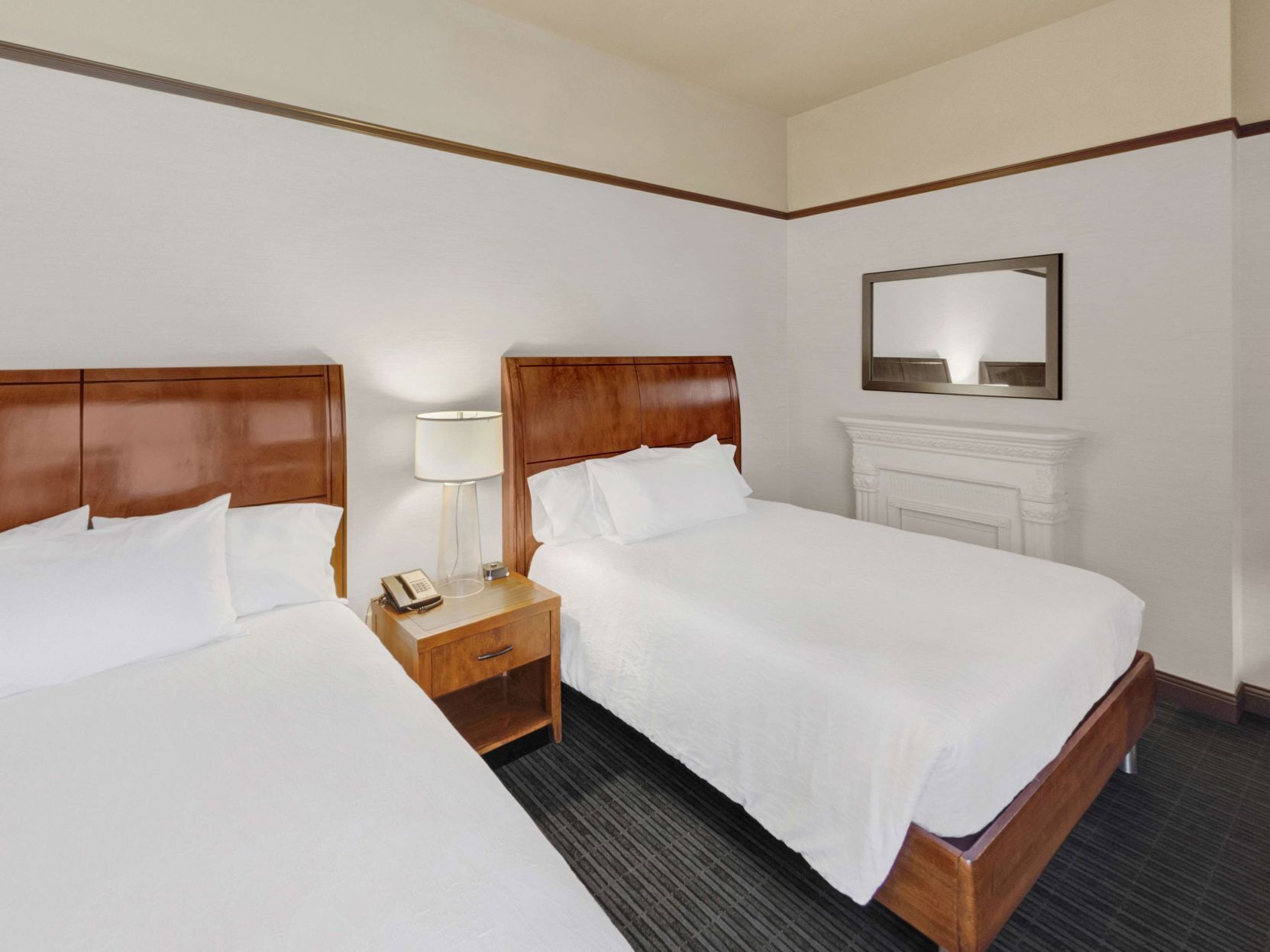 Premium bedding, in-room safe, desk, iron/ironing board