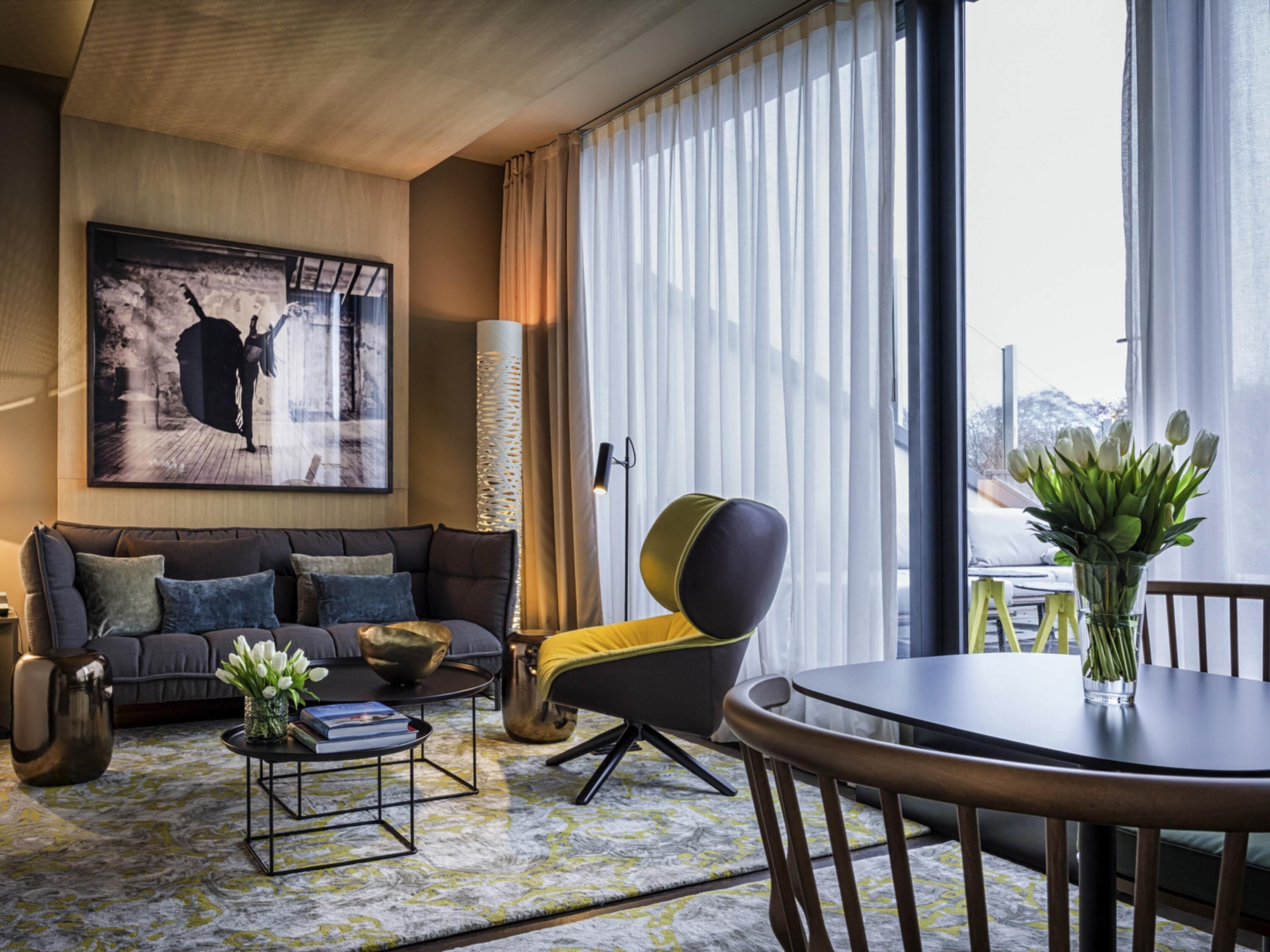 Penthouse Suite | 고급 침구, 미니바, 객실 내 금고, 각각 다른 스타일의 인테리어