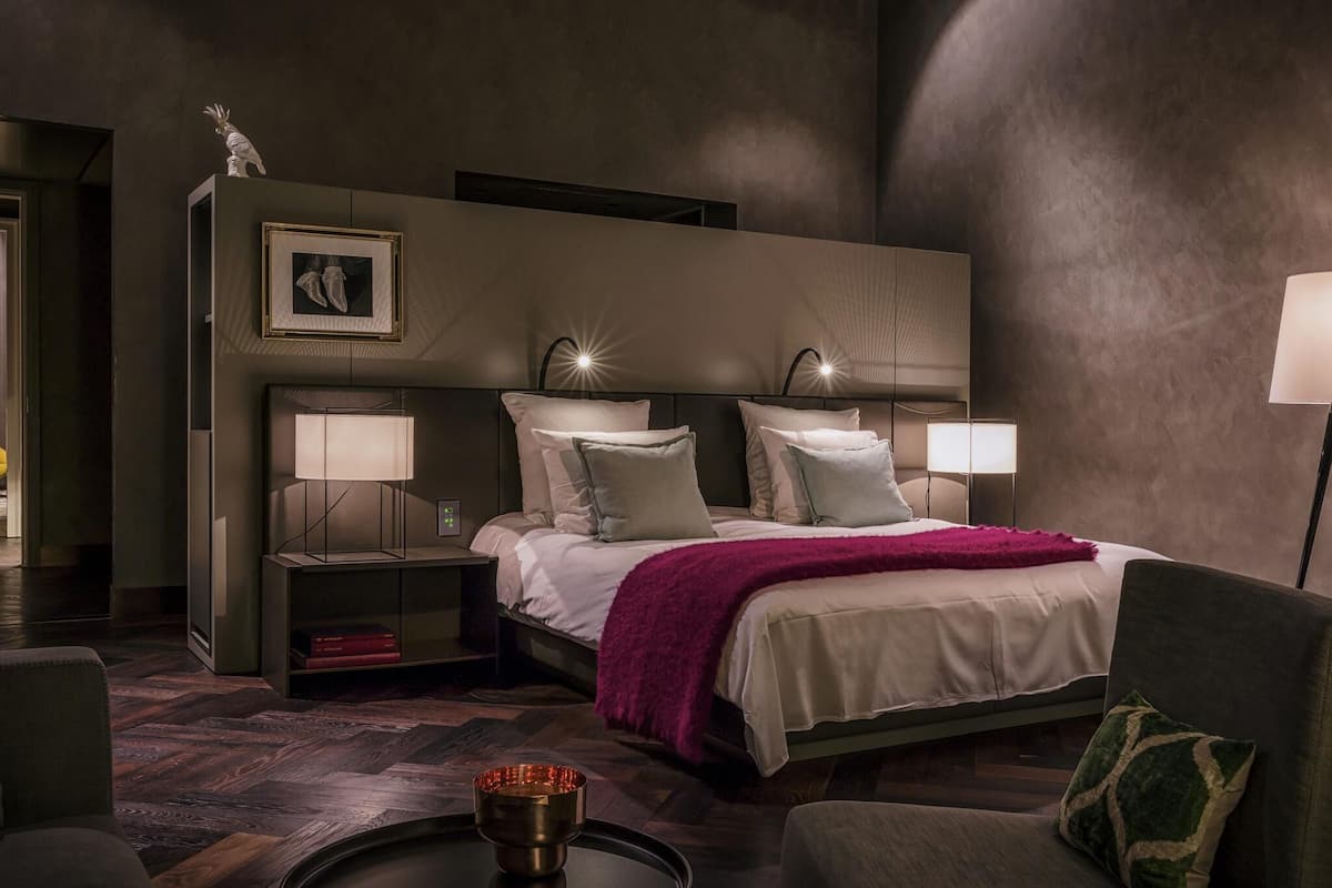 Bel Etage Suite | Premium bedding, minibar, in-room safe, individually decorated