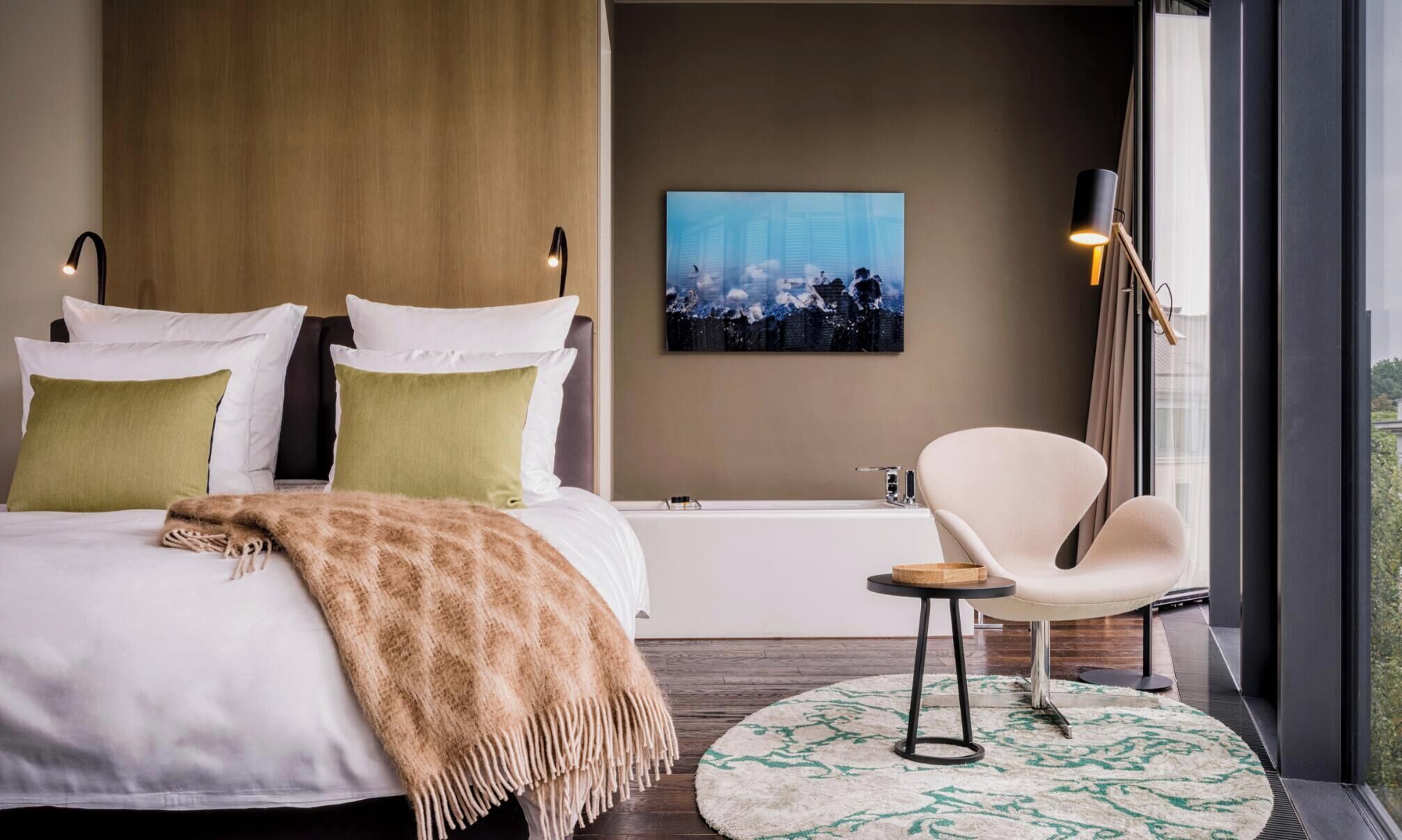 Embassy Room | Premium bedding, minibar, in-room safe, individually decorated