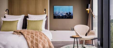 Embassy Room | Hochwertige Bettwaren, Minibar, Zimmersafe, individuell dekoriert