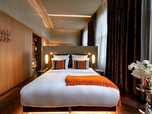 Hypo-allergenic bedding, minibar, in-room safe, individually decorated