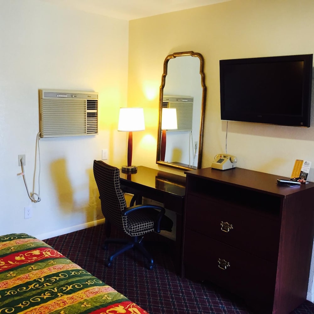 Hacienda Motel Yuma photo 6