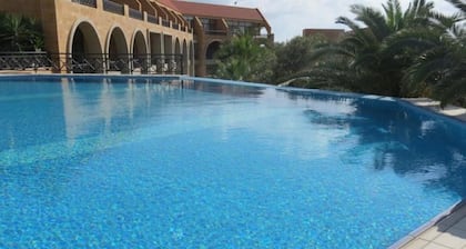 Golden Tulip Jiyeh Marina