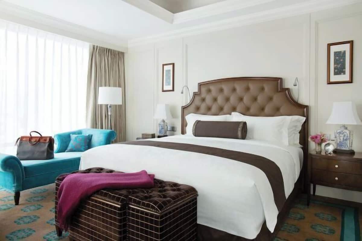 1 bedroom, premium bedding, down comforters, minibar