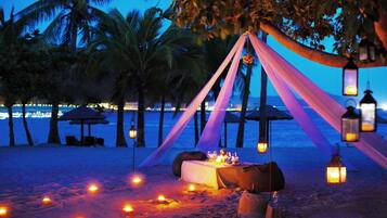 Couples dining