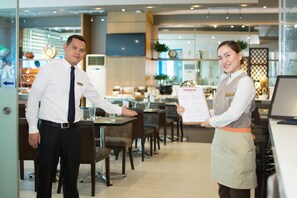 Daily to-go breakfast for a fee - One Pacific Place Serviced Residences (Makati)
