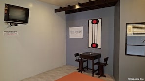 Room amenity - Hollywood Drive-In Hotel (Baguio)