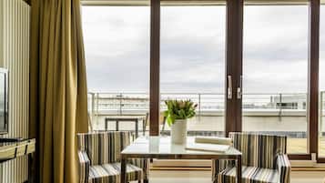 Suite estudio Confort | Muebles diferentes, tabla de planchar con plancha y wifi gratis