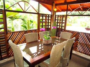 Bao gồm bữa sáng hàng ngày