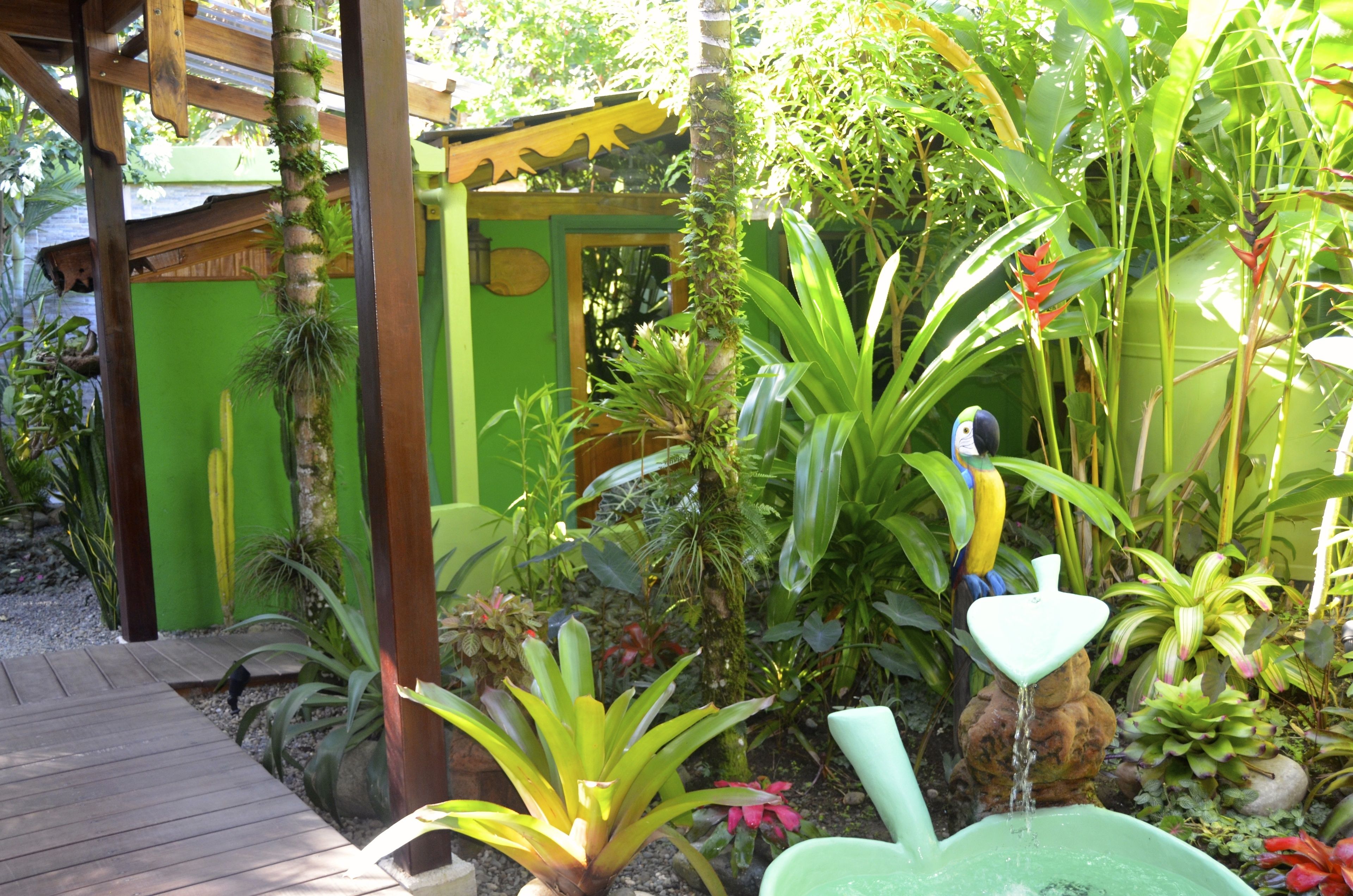 Bungalow de luna de miel, 1 cama matrimonial, en el área del jardín | Vista desde la habitación