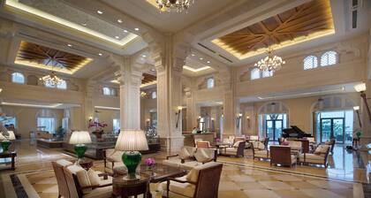 Crowne Plaza Qingdao Ocean Spring Resort by IHG