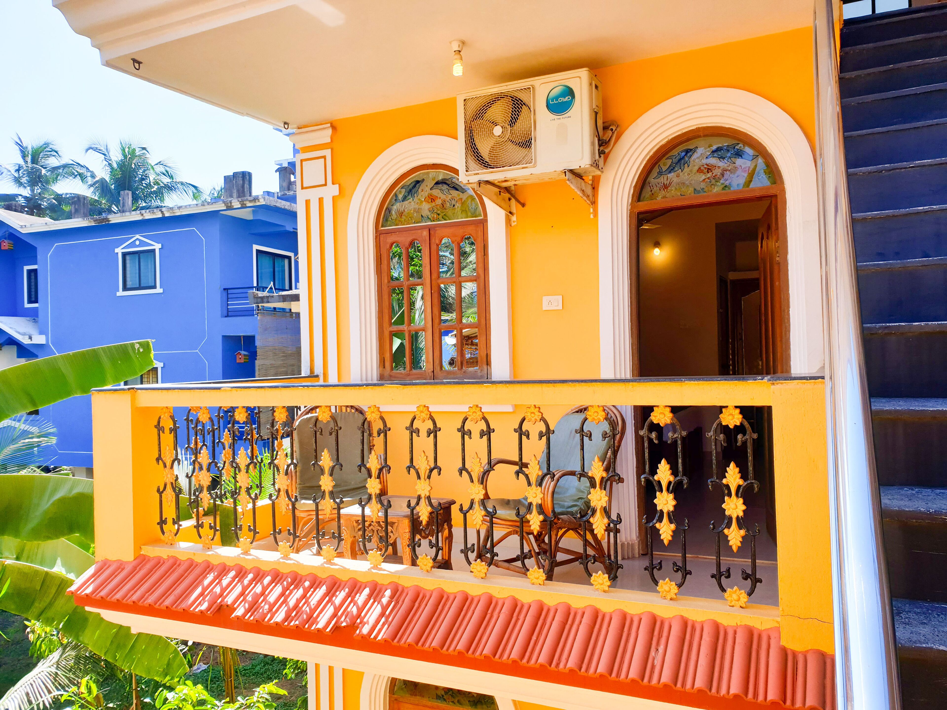 Standard Non-A/C Room | Uitzicht vanaf balkon