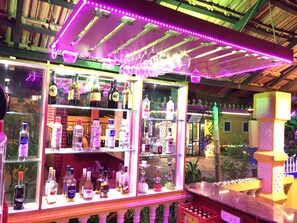 Bar (on property) - Veronica Guest House (Calangute)